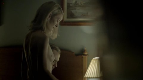 Helen Kennedy - Nude Breasts in Hunted s01e02 (2012)