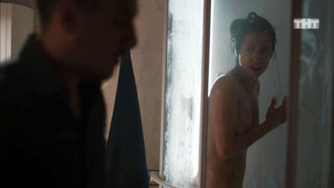 Anastasiya Meskova - Nude Breasts in Sweet Life s03e01 (2016)