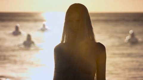 Lisa Seiffert - Nude Breasts in Tidelands s01e05-08 (2018)