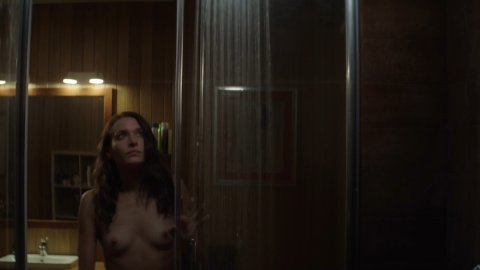 Josefin Asplund - Nude Breasts in Sanctuary s01e03e06 (2019)