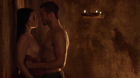 Katrina Law - Nude Breasts in Spartacus s01e13 (2010)