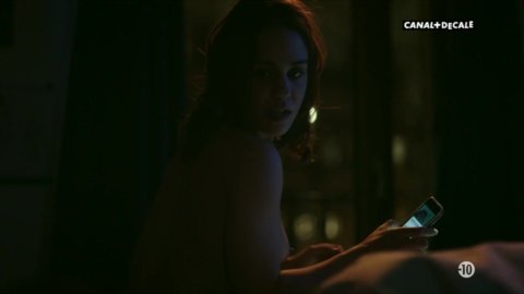 Alice Beladi - Nude Breasts in Hippocrate s01e04 (2018)