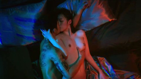 Sulli - Nude Breasts in Real (2017)