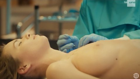 Jeanne-Marie Ducarre - Nude Breasts in Balthazar s01e03 (2018)