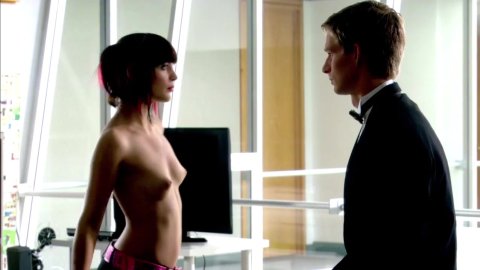 Noelle DuBois - Nude Breasts in Forbidden Science s01e02 (2009)