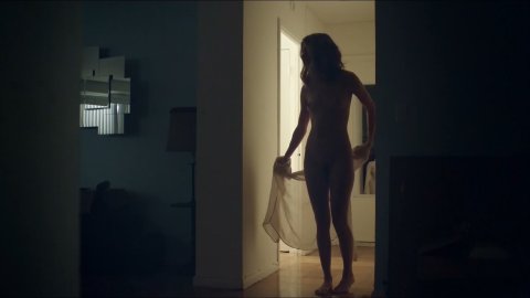 Jennifer Missoni, Dawn Olivieri - Nude Breasts in To Whom It May Concern (2015)