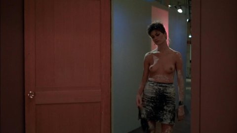 Linda Fiorentino, Rosanna Arquette - Nude Breasts in After Hours (1985)