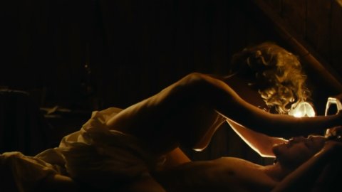 Kerry Condon - Nude Breasts in The Last Station (2009)