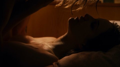 Lisa Vicari - Nude Breasts in Dark s02e01e04-06 (2019)