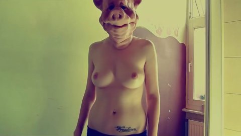 Diana Jachimowicz - Nude Breasts in Klatka 44 (2012)