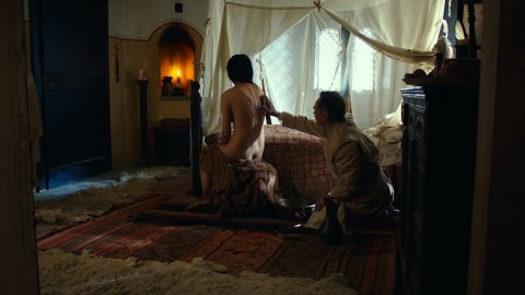 Isabella Nefar, Gana Bayarsaikhan - Nude Breasts in Waiting for the Barbarians (2019)