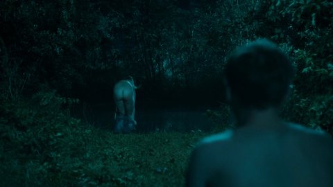 Roos Wiltink - Nude Breasts in The 12 from Oldenheim s01e01 (2018)