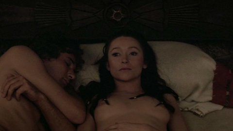 Alice Krige, Cherie Lunghi - Nude Breasts in King David (1985)