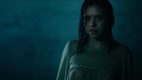 Bel Powley - Nude Breasts in Wildling (2018)