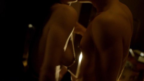 Antje Traue - Nude Breasts in Der Fall Barschel (2015)