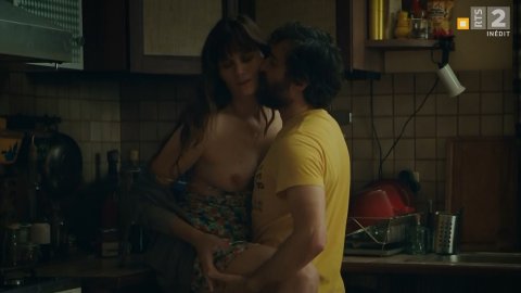 Marina Hands - Nude Breasts in Mythomaniac s01e03 (2019)