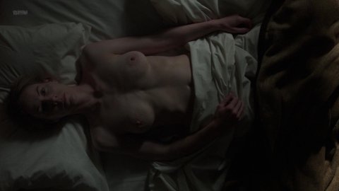 Jeany Spark - Nude Breasts in Collateral s01e03 (2018)